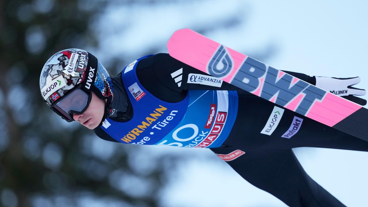 Mistr světa Lindvik odstoupil z Turné, své výkony vyhodnotil jako trapné